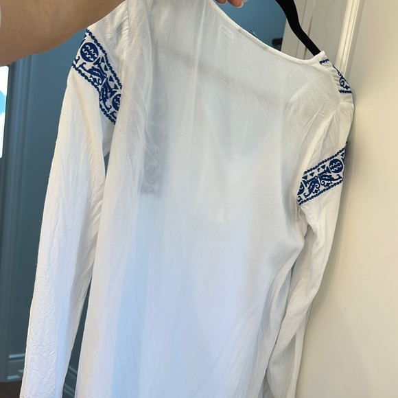 White and Blue Embroidered Tunic - Picture 3 of 3